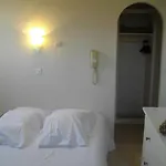 Pacific Ξενοδοχείο 2*