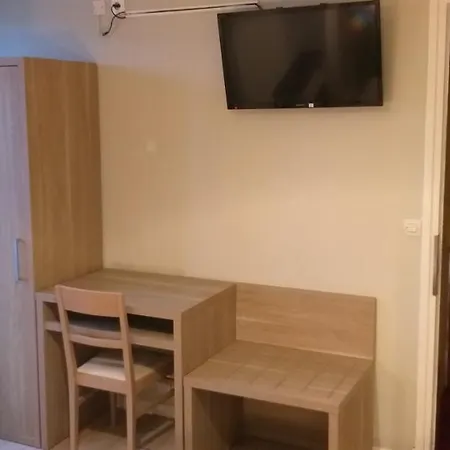 Hotel Pacific