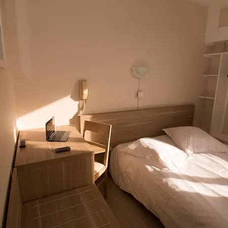 太平洋酒店 2* 加来